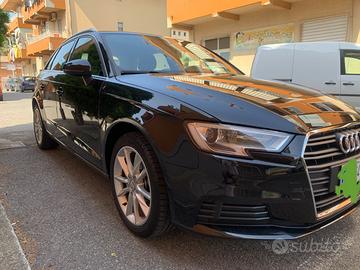 Audi A3 Sportback 1.6 tdi 8V S-Tronic