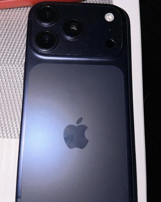 Iphone 17 pro blue