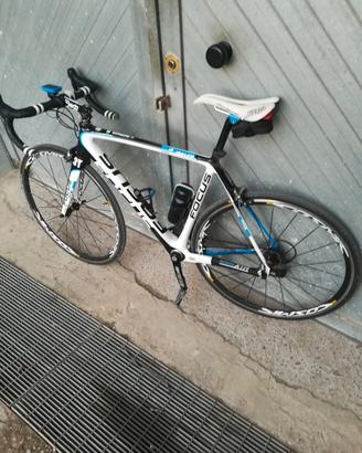 Bici da corsa Focus Izalco 