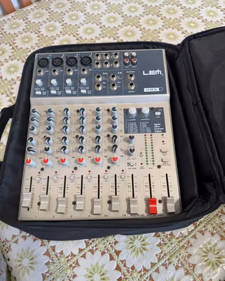 Mixer audio karaoke live