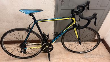 Stevens Izoard Carbon Shimano 105
