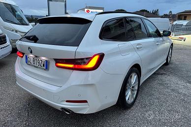 Bmw 318d touring mhev