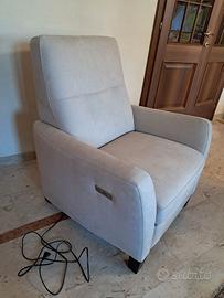 Poltrone nuove con meccanismo elettrico