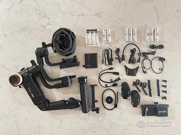 Zhiyun Crane 3 Lab - Gimbal Con accessori