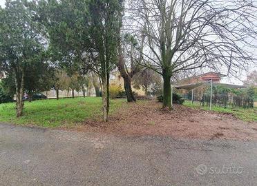 Immobile in asta di 1060 m² a San Pietro di Morubi