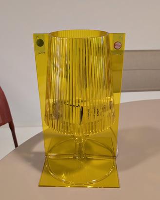 Lampada Take di Kartell modello Take