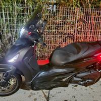 Beverly 300 S
