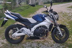 Suzuki GSR 600 - 5600km