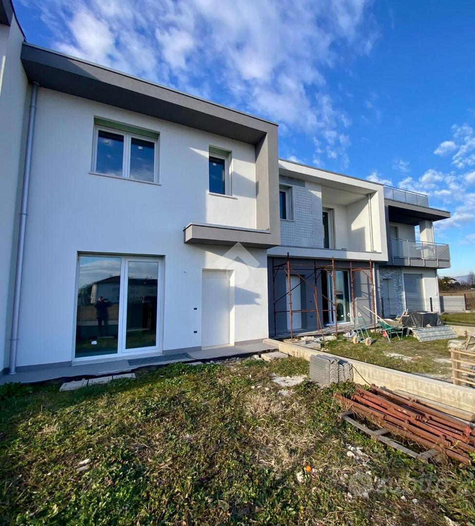 Casa – Isola Vicentina, Castelnovo - Altro