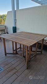 tavolo in legno da esterno richiudibile