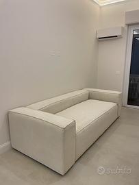 Divano 4 posti in velluto crema