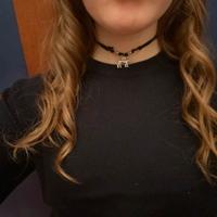 chocker in camoscio nero con  leopardo