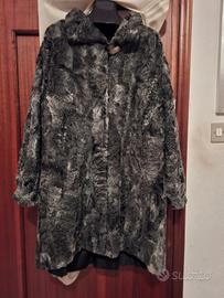 pelliccia di Astrakan grigio 