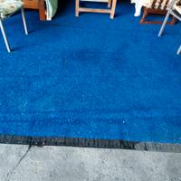 tappeto finta erba blu cobalto