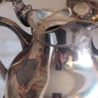 thermos in lega argentata