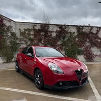 Alfa Romeo Giulietta 1750 Turbo TCT Quadrifoglio V