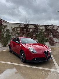 Alfa Romeo Giulietta 1750 Turbo TCT Quadrifoglio V