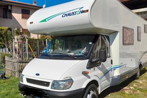 Camper chausson 07 garage