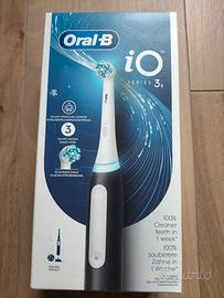 Spazzolino elettrico ORAL B Serie Io 3s nero nuovo