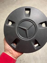 borchie cerchi mercedes