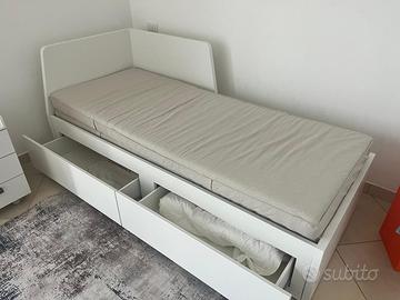Letto FLEKKE BIANCO come nuovo