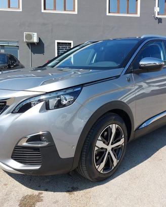 PEUGEOT 5008 BlueHDi 130 S&S EAT8 Allure