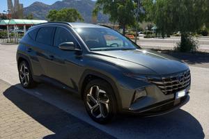 Hyundai Tucson Excellence 1.6 48V DCT 15500KM