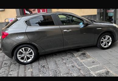 Giulietta 1.4 turbo benzina 120cc