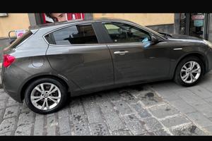 Giulietta 1.4 turbo benzina 120cc
