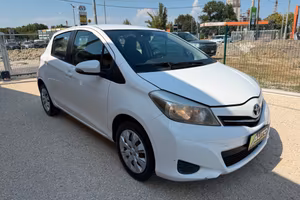 Toyota Yaris 1.0 5 porte Van IVA ESCLUSA