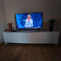 Mobile TV Ikea besta