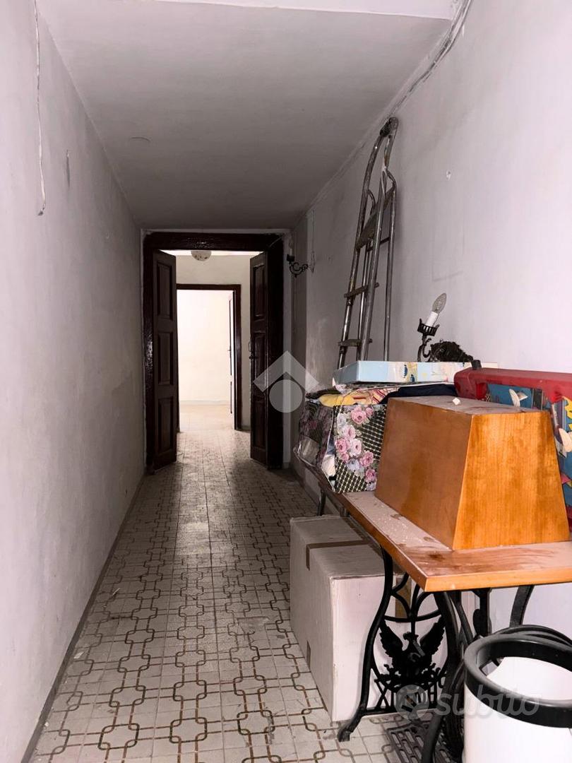 MONOLOCALE A BARLETTA - Vista 3