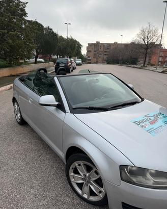 Audi A3 1.6 105 CV Cabrio 