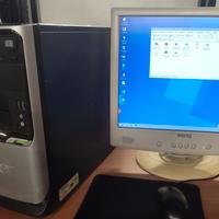 Acer Aspire SA85 completo di monitor Benq FP767