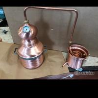 Alambicco da 3  litri in rame, distillatore. New