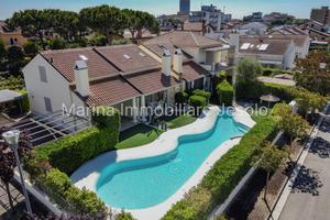 Appartamento Trilocale con Giardino Privato a Jeso