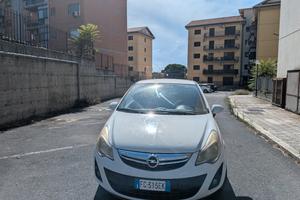 automobile Opel corsa