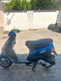 piaggio zip