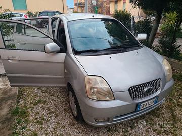 Kia Picanto benzina