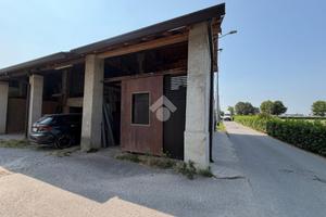 RUSTICO A PESSANO CON BORNAGO
