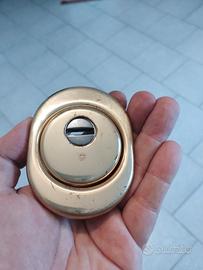 cilindro europeo MOIA e defender DISEC porta 