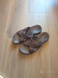 Sandali in pelle Tod's taglia 7.5 UK (41.5 EU)