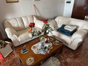 Divani in pelle e cameretta