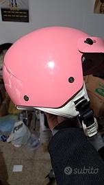 Casco rosa per moto