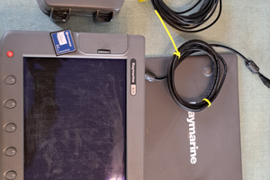 Raymarine C120 + ecoscandaglio HD Fishmag