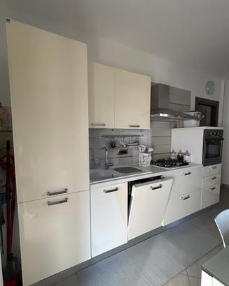 Cucina Lube
