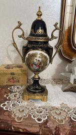 vaso in porcellana SEVRES