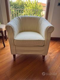 Poltroncina bianca