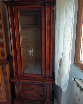 Vetrina in legno