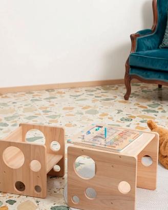Set sedia + Tavolino stile Montessori.